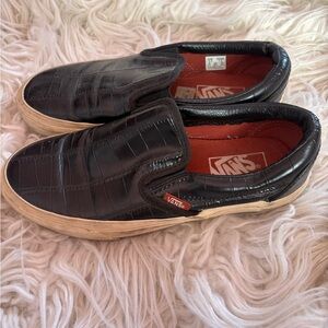 Vans Classic Slip On Black Croc Embossed Leather Sneakers Womens 7.5 Mens 6